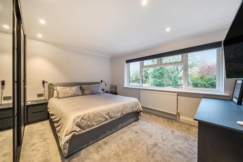 undefined, Paynesfield Road, Bushey WD23