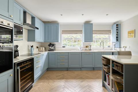 3 bedroom end of terrace house for sale, Thames Road, Chiswick, W4