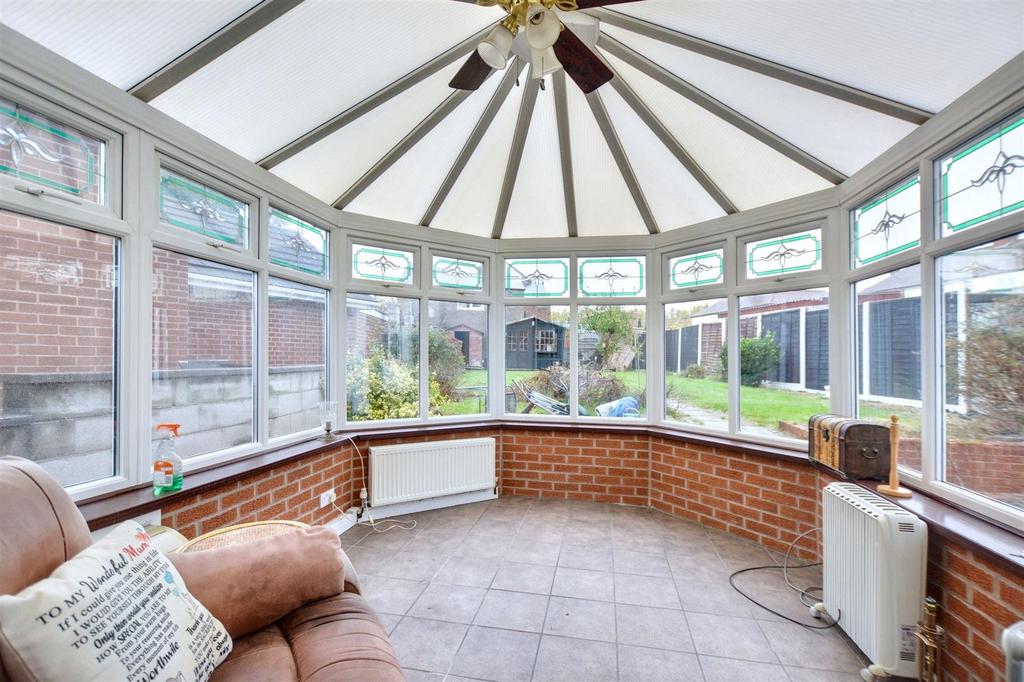 Conservatory 1.jpeg