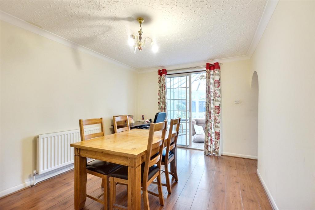 Dining Room 1.jpeg