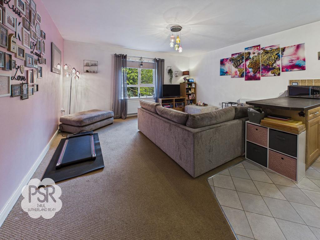 Kitchen / Living Room