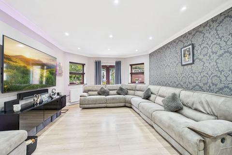 3 bedroom detached bungalow for sale, Southend Road, Stanford-Le-Hope, SS17