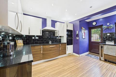 3 bedroom detached bungalow for sale, Southend Road, Stanford-Le-Hope, SS17