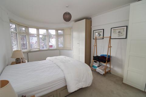 3 bedroom semi-detached house for sale, Park Avenue, West Wickham, BR4