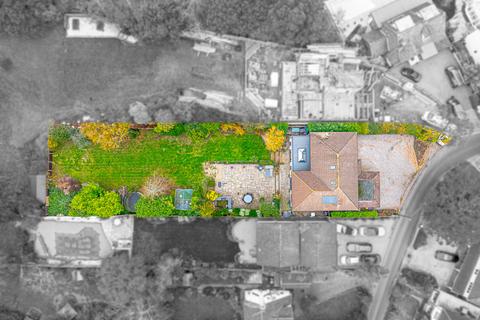 5 bedroom detached house for sale, Hockley SS5