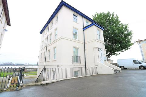 undefined, Lansdowne Square, Gravesend DA11