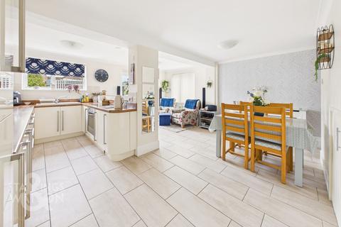 undefined, Weavers Croft, Harleston, Bungay