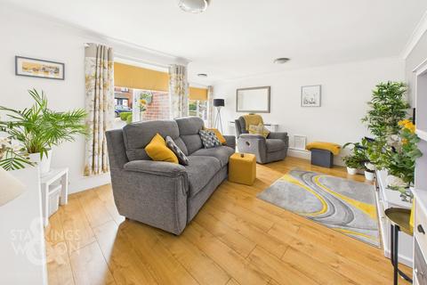 undefined, Weavers Croft, Harleston, Bungay