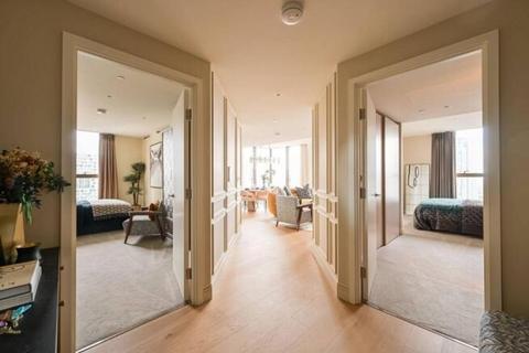 2 bedroom flat for sale, Canary Wharf, London, E14