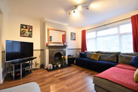 5 bedroom terraced house to rent, Elmbank Avenue,  London, EN5