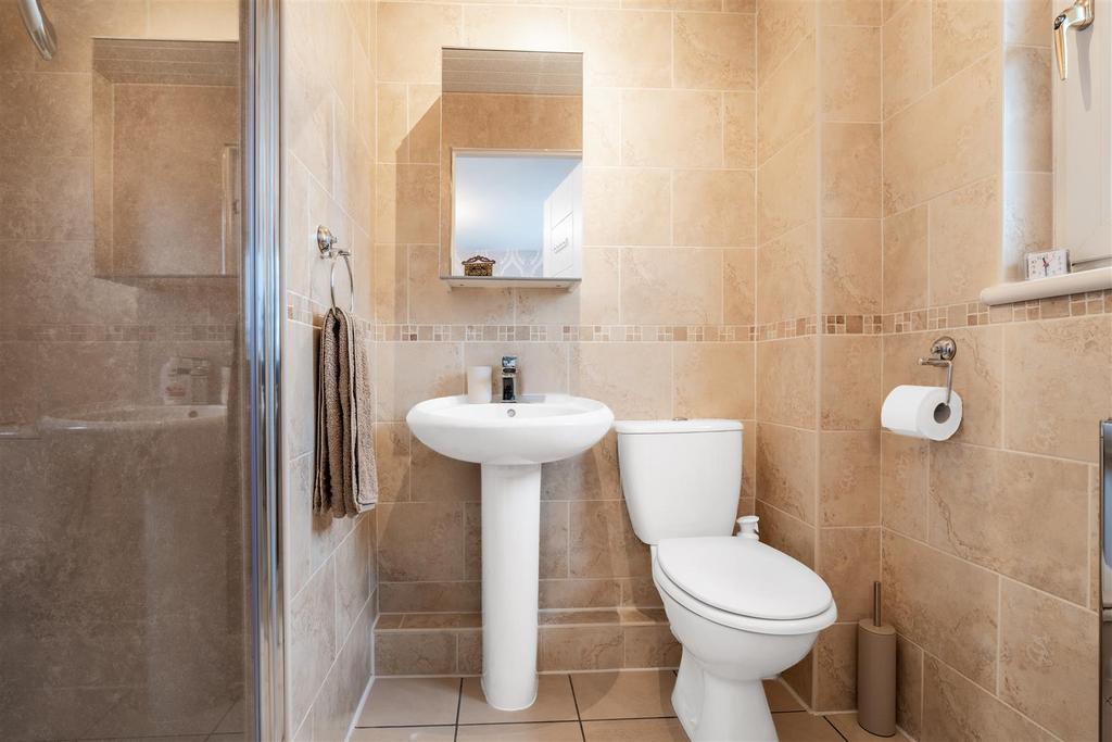 Ensuite.jpg