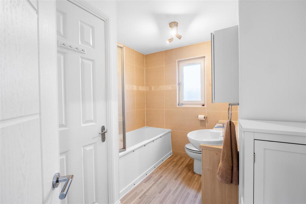 Bathroom.2.jpg