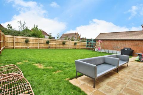 undefined, Horatio Gardens, Warsash, Southampton