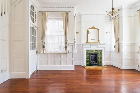 6 bedroom semi-detached house to rent, Cranes Drive, Surbiton
