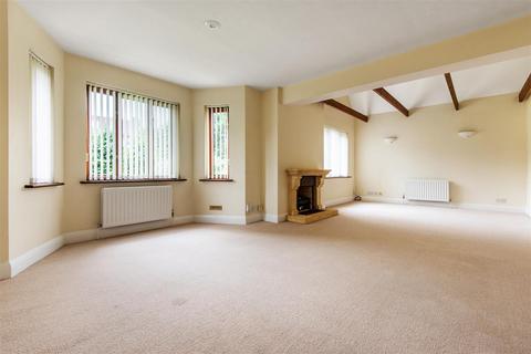 4 bedroom house to rent, Cranes Park Crescent, Surbiton