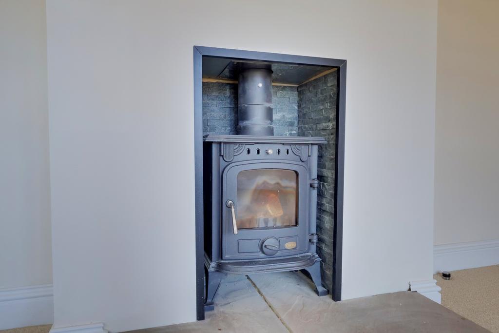 Log burner