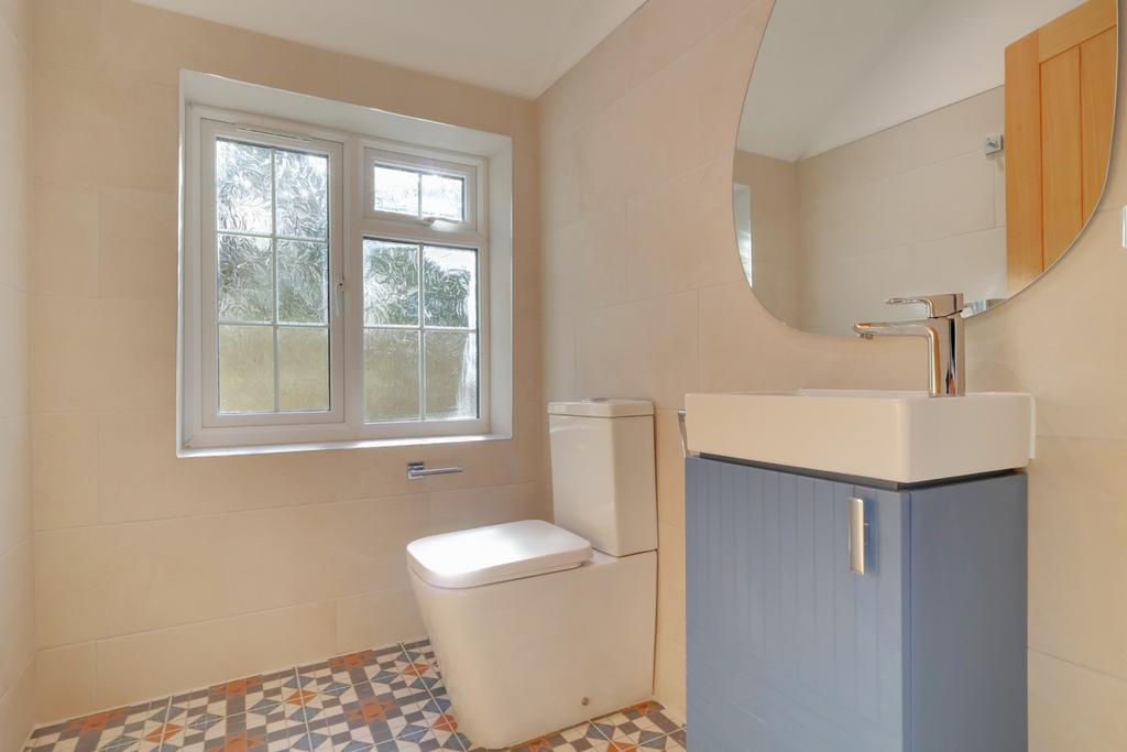 Cloak room
