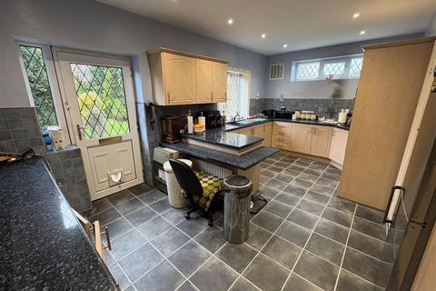 undefined, 2 Highlands Lane, Illingworth, Halifax