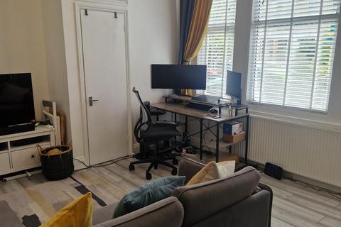 1 bedroom flat to rent, Brixton, London, hill, SW2