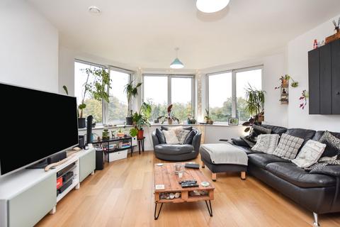 2 bedroom flat for sale, Sutton Court Road, Sutton SM1
