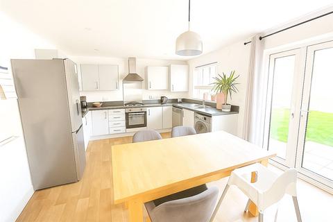 2 bedroom bungalow for sale, Craigmore Close, Bourne, Lincolnshire, PE10