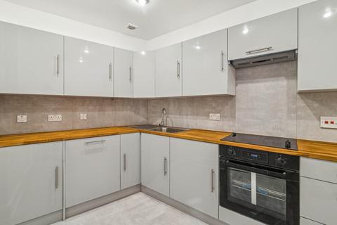 2 bedroom flat to rent, Cromwell Crescent, SW5