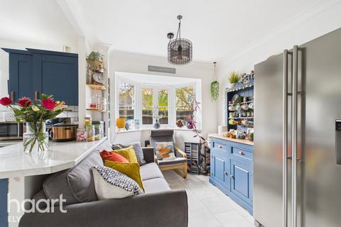 4 bedroom link detached house for sale, Chelmer Way, Ely