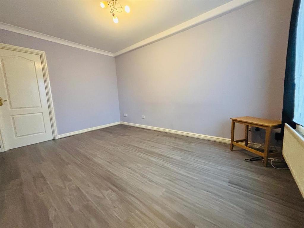 Living Room: