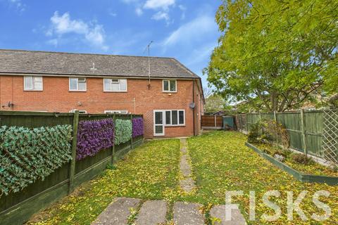 2 bedroom terraced house for sale, Camelot Gardens, Basildon, SS13
