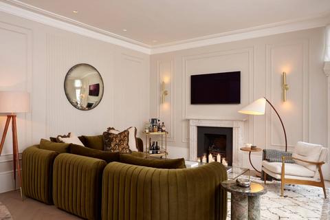 2 bedroom flat to rent, Pont Street, Knightsbridge, London, SW1X