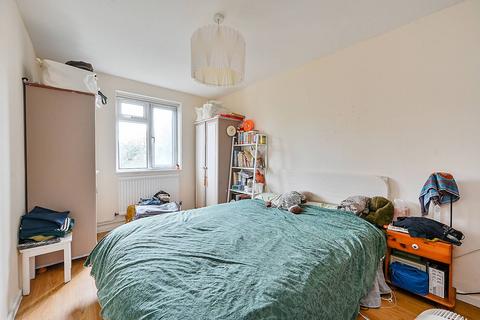 undefined, Hanger Vale, Ealing, London, W5