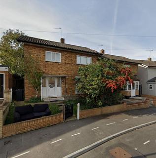 3 bedroom semi-detached house to rent, Tudor Crescent, Ilford IG6