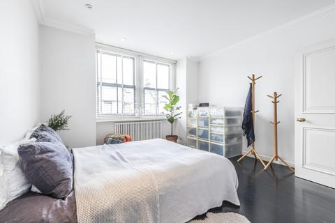 undefined, Berrymede Road, London, W4