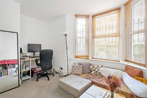 1 bedroom apartment to rent, Temple Dwellings, Temple Street, London, E2