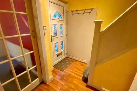 3 bedroom semi-detached house for sale, Wiggan Lane, Huddersfield