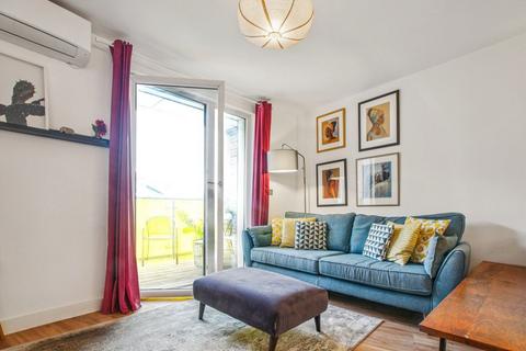 undefined, Finchley Road, London NW11
