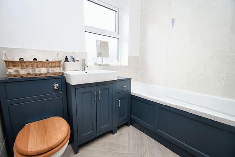 undefined, Ashford Avenue, Eccles, M30