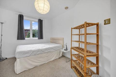 undefined, Island Row, Limehouse, London, E14