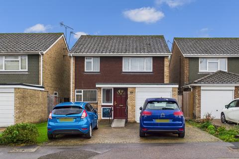 4 bedroom detached house for sale, Lombardy Close, Leverstock Green, HP2