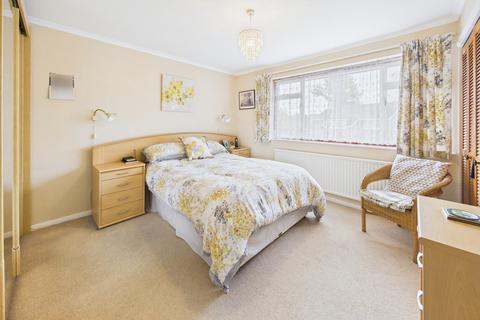 4 bedroom detached house for sale, Lombardy Close, Leverstock Green, HP2