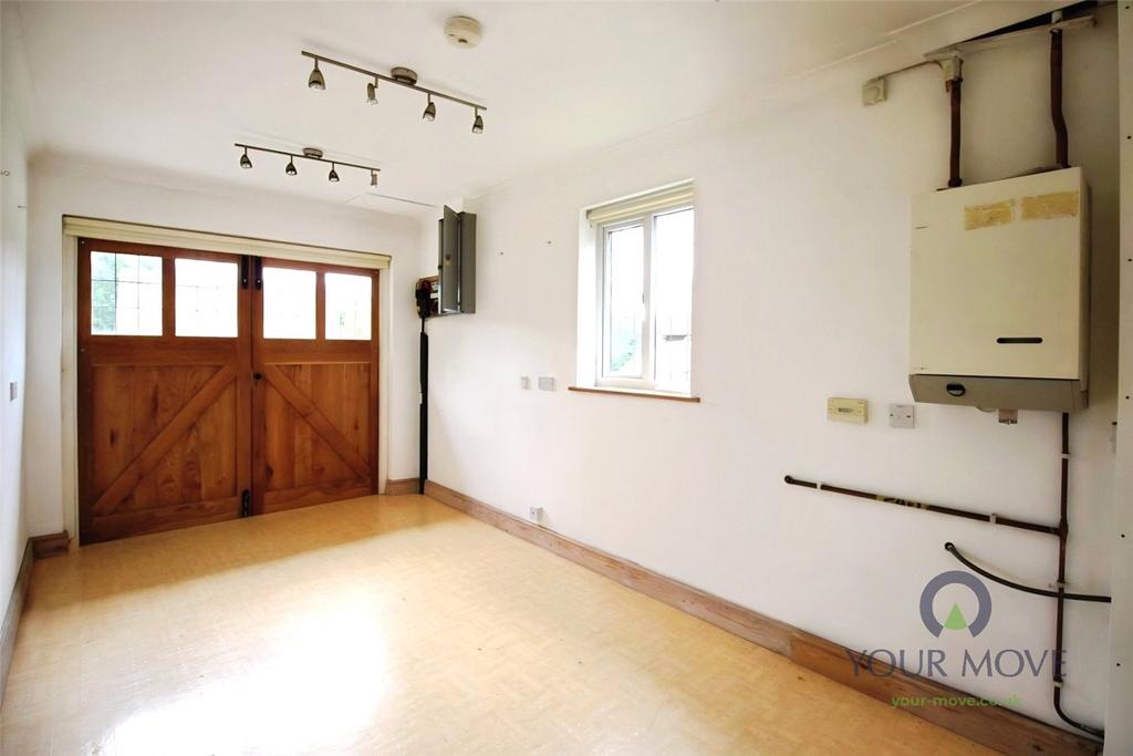 Garage/Games Room