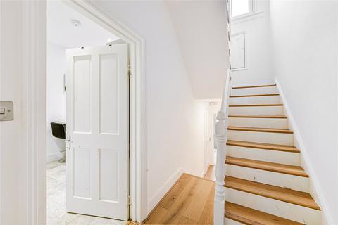 3 bedroom apartment to rent, Queenstown Road, London, SW8