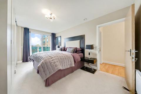 3 bedroom flat for sale, Glenthorne Road, London W6