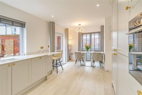 3 bedroom detached house for sale, Herald Gardens, T/Wells, TN2