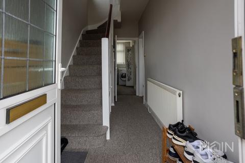 3 bedroom semi-detached house for sale, Crown Hills Rise, Leicester LE5