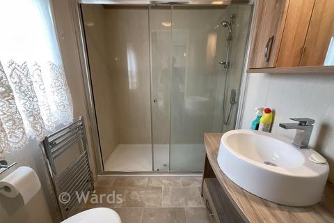 2 bedroom park home for sale, Laburnham Grove, Birchington, Birchington, Kent