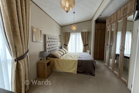2 bedroom park home for sale, Laburnham Grove, Birchington, Birchington, Kent