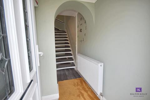 2 bedroom semi-detached house for sale, Colwyn Close, Callands WA5