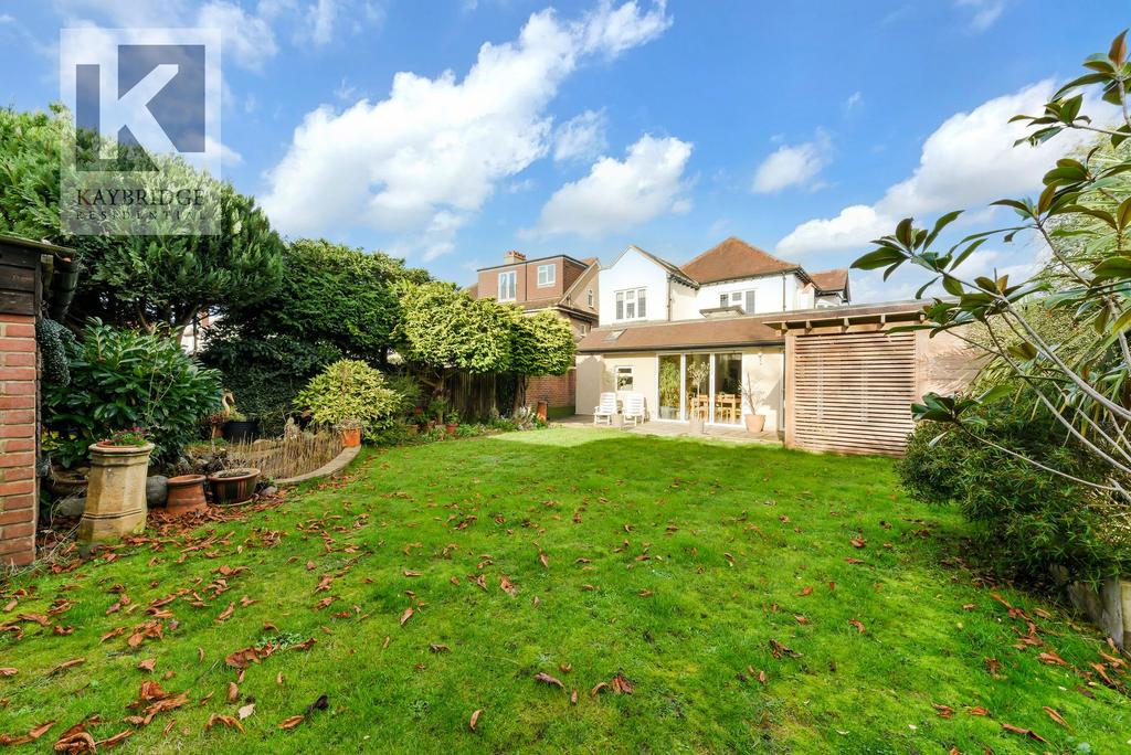 Furzedown Road, Sutton - SM2 5 QE