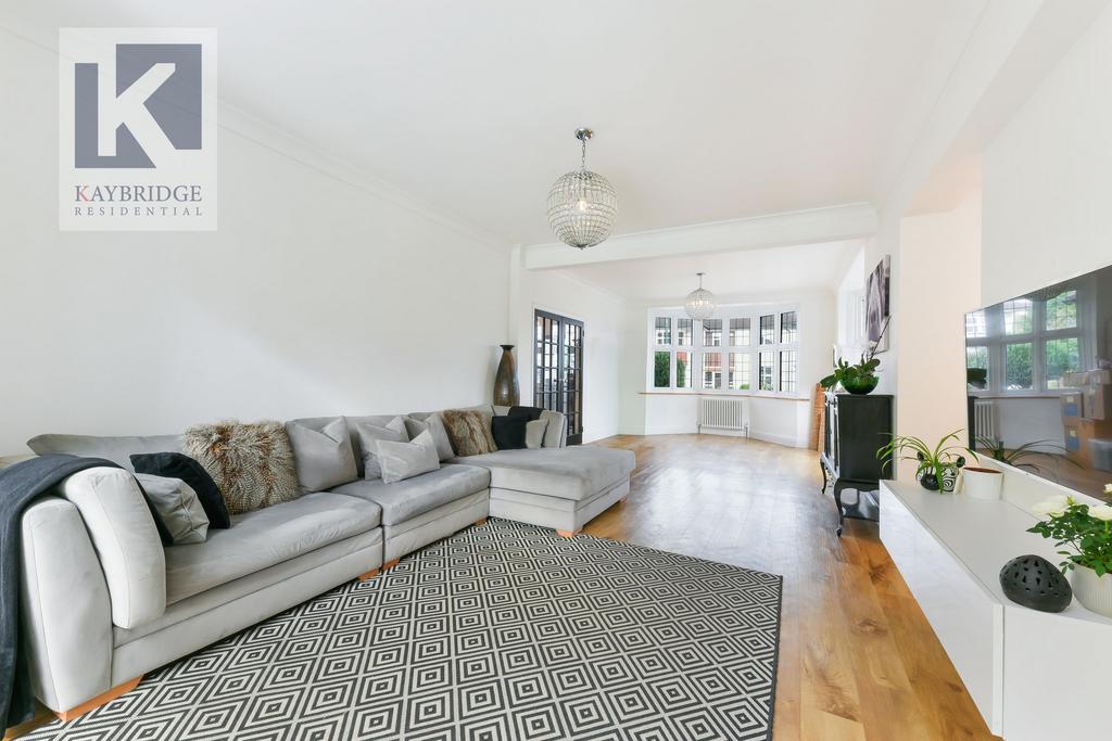 Furzedown Road, Sutton - SM2 5 QE